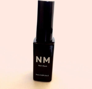 O2NAILS Maseczka do paznokci w płynie w kolorze białym 7ml